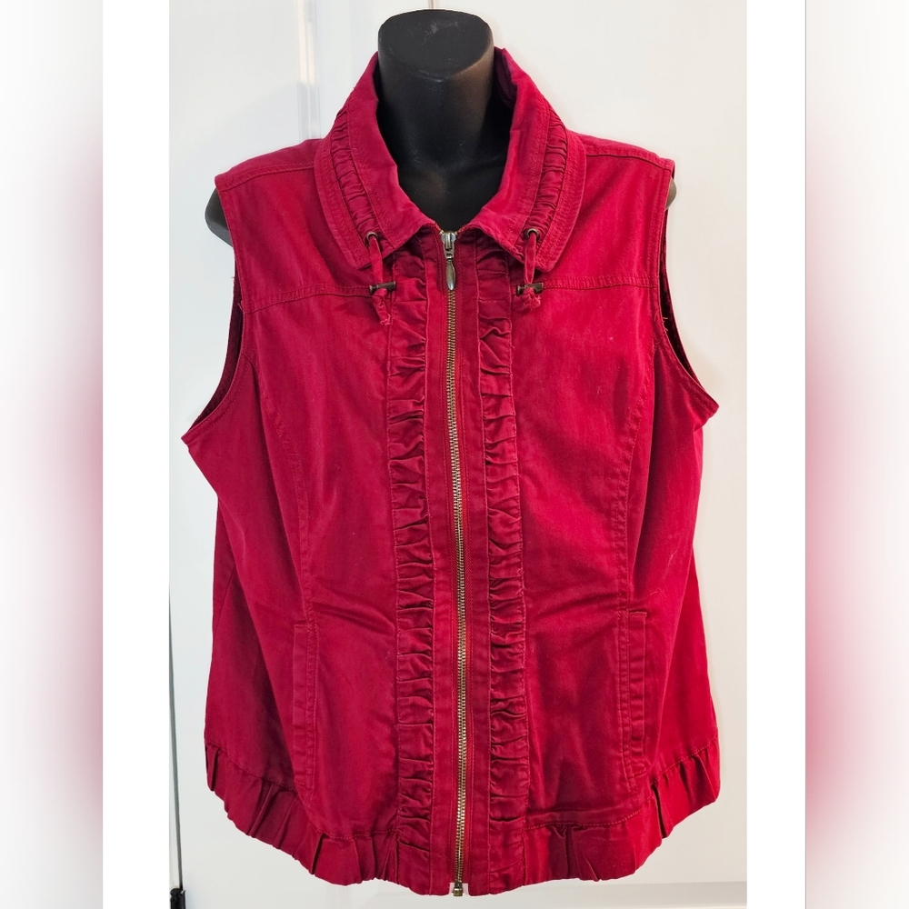 [Christopher & Banks]Red Raspberry Zip Up Ruffle Collar Cotton Blend Vest Large